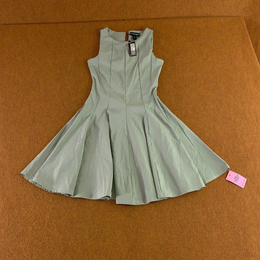 Pretty Little Thing Womens 6 Sage Green Stretch Racer Pleated Shift Dress NWT